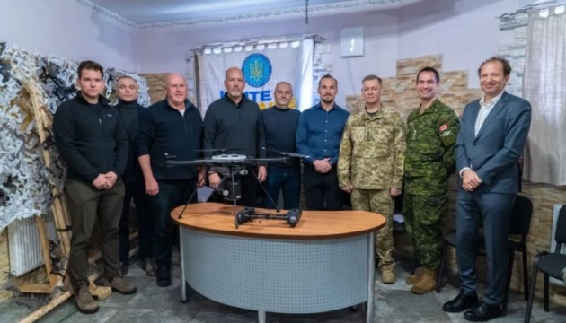 СКУ та канадський Robotics Centre передали дрони для українських прикордонників