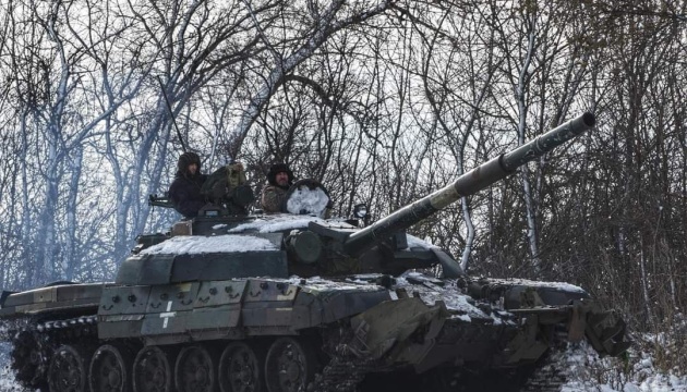 Fuerzas de Defensa de Ucrania repelen los ataques enemigos en seis direcciones