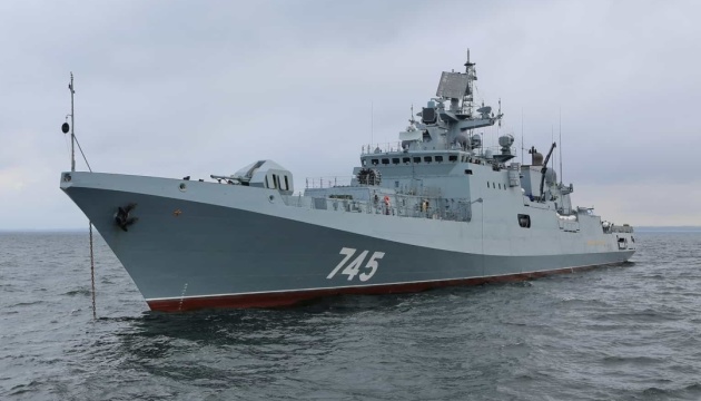 Almost all large ships of Russian Black Sea Fleet hidden in Novorossiysk - satellite images