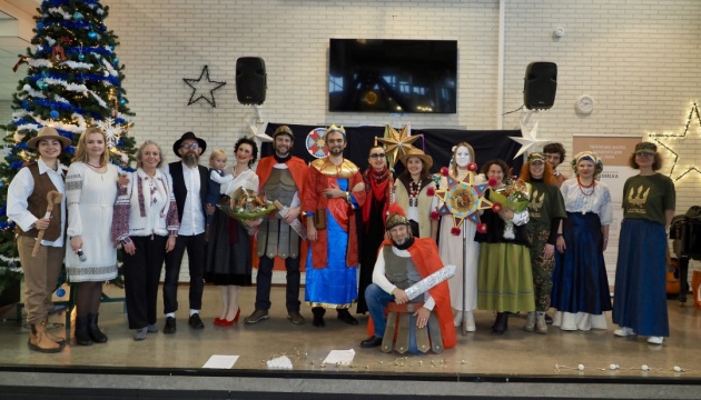 В українській школі в Нідерландах відбулося різдвяне свято та благодійний ярмарок