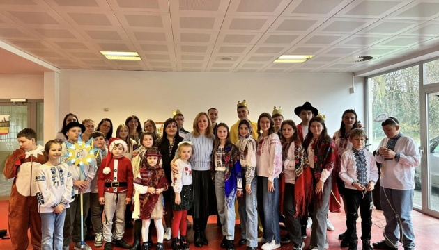 В українській школі в Антверпені вшанували українські різдвяні традиції