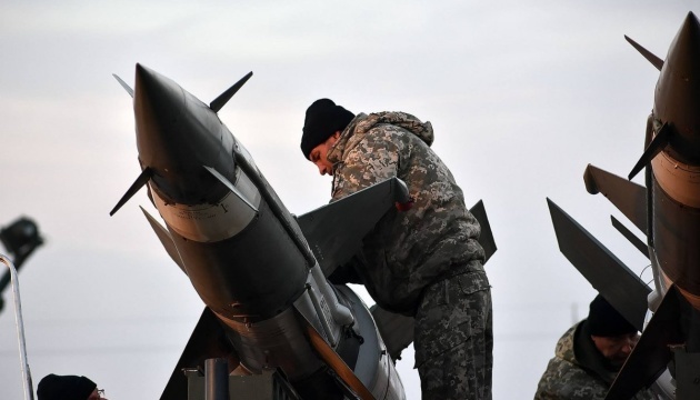 Ukrainian air defenses intercept Russian missile over Dnipropetrovsk region