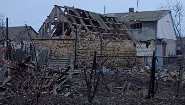 Enemy shells Kherson region 117 times over past day, killing one person