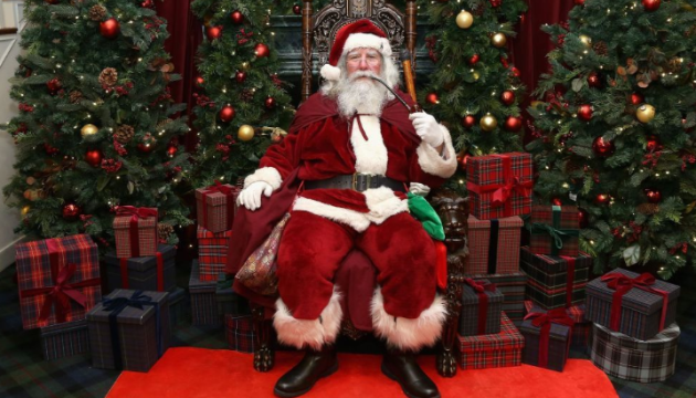 Russian fake: In Poltava, Santa Claus being imposed on children instead of Father Frost