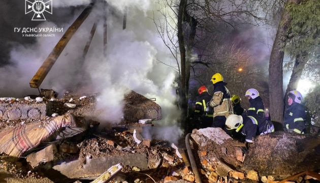 У Львові на місці вибуху знайшли третє тіло - Садовий