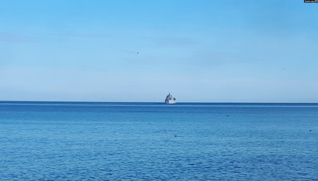З бухти Феодосії після удару по «Новочеркасску» пішли два російські кораблі - ЗМІ