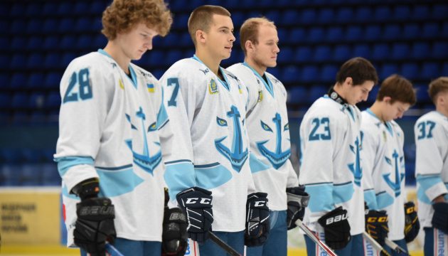 «Сокіл» поступився «Дніпру» у хокейному чемпіонаті України