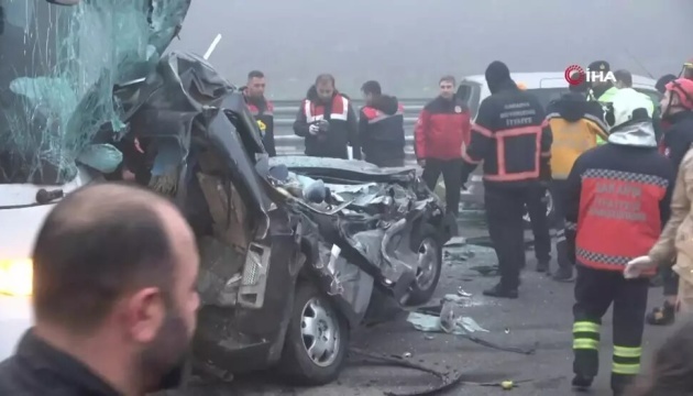 Two Ukrainians injured in Turkey road accident