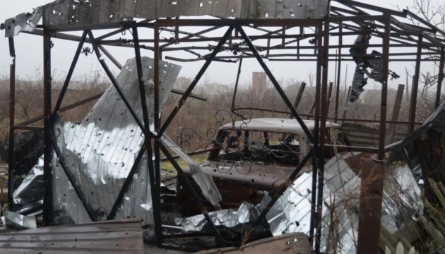 Russian artillery attack on Nikopol kills man