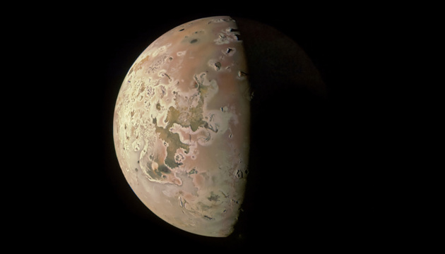 Зонд NASA максимально наблизиться до супутника Юпітера