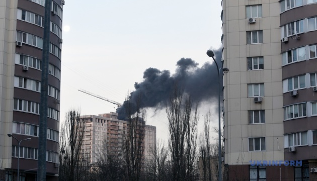 Сили ППО збили понад 30 повітряних цілей в Києві