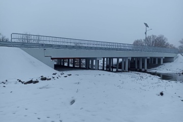 Puestos en funcionamiento otros dos puentes dañados por la agresión rusa en la región de Kyiv