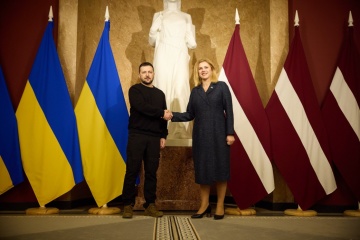 Zelensky, Latvia’s PM Silina discuss continued aid to Ukraine