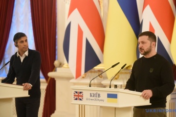 ゼレンシキー宇大統領、英国との安保合意にコメント　「二国間関係を形にしたもの」