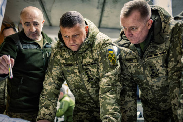 Armeechef Saluschnyj und Generalstabschef Schaptala waren mehrere Tage an der Front