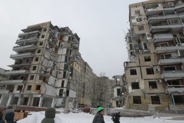 Роковини трагедії: у Дніпрі вшанували пам’ять загиблих внаслідок ракетного удару по багатоповерхівці