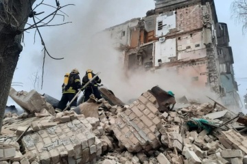 Man rescued from rubble in Kharkiv, his wife and child still being searched for