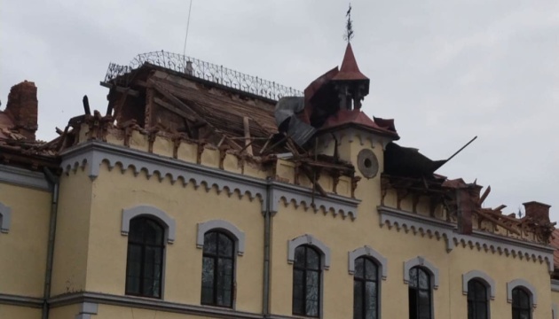 На Львівщині у двох громадах виявили уламки крилатих ракет