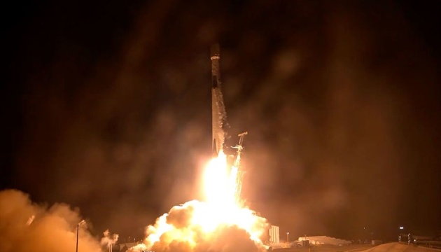 SpaceX запустила на орбіту першу партію супутників Starlink у новому році