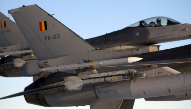 Бельгія направляє у Данію два F-16 для тренування українських пілотів - ЗМІ