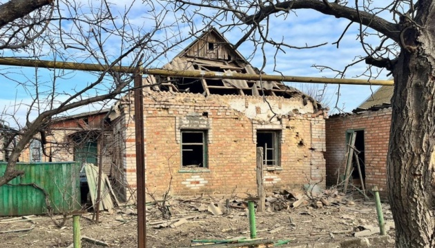 Russians shell Nikopol with artillery: One person killed, two more wounded