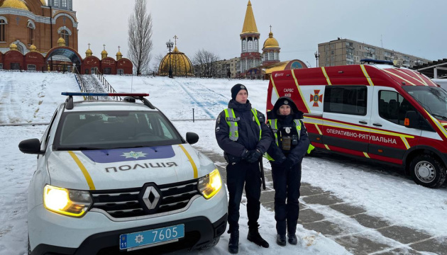 Поліція забезпечує правопорядок під час релігійних заходів біля храмів і на водоймах