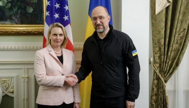 Szmyhal omówił z ambasador USA wzmocnienie obrony powietrznej i systemowe finansowanie Ukrainy

