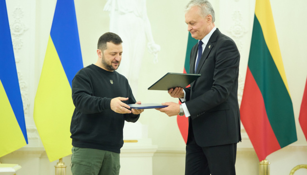 Президенти України і Литви підписали у Вільнюсі спільну заяву