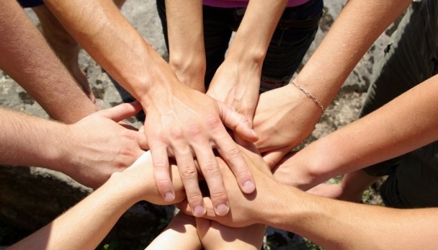 Психологи&Волонтери: Наша сила в «мурашнику» взаємодопомоги 