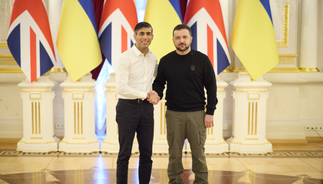 Британія надає Україні найбільший пакет оборонної допомоги від початку війни - Сунак