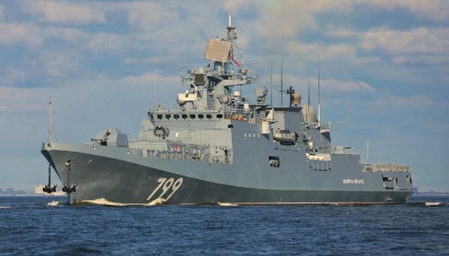Thirteen Russian warships combat ready in Black Sea, missile carrier among them