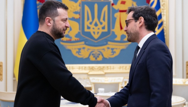 Zelensky et Séjourné discutent des besoins de l'Ukraine en matière de défense