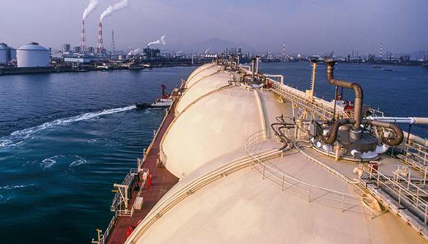 Катар перестав постачати газ через Червоне море після авіаударів США по хуситах - Bloomberg