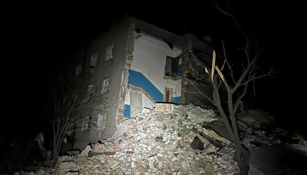 Russen bombardieren Siedlung New York in Region Donezk, mindestens drei Menschen verletzt