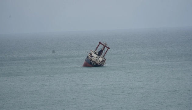 Біля берегів Туреччини рятують вантажне судно, що прямувало в Україну