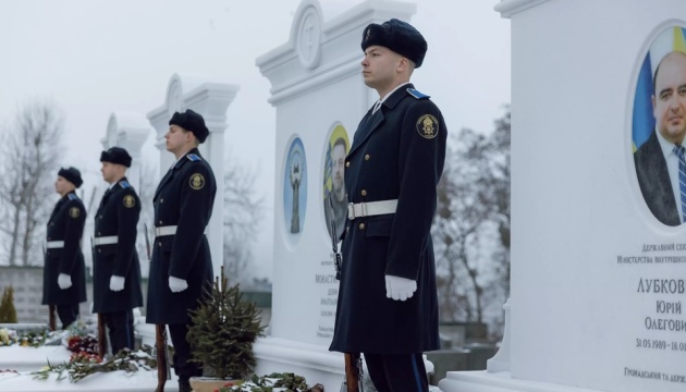 У Києві вшанували пам’ять жертв авіатрощі у Броварах
