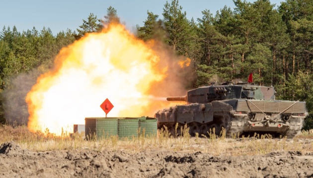 Канадські військові вже навчили майже 200 українських танкістів