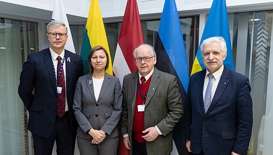 Parlamentarios de los países bálticos instan a apoyar a Ucrania hasta la victoria total