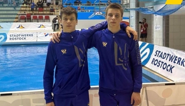 Збірна України відкрила лік медалям на турнірі стрибунів у воду в Ростоку