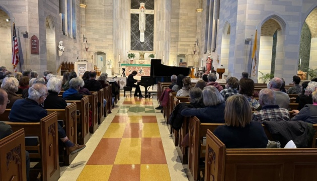 У Вашингтоні відбувся благодійний концерт українсько-американського піаніста 