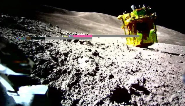 Японське космічне агентство опублікувало перше фото свого зонда на Місяці