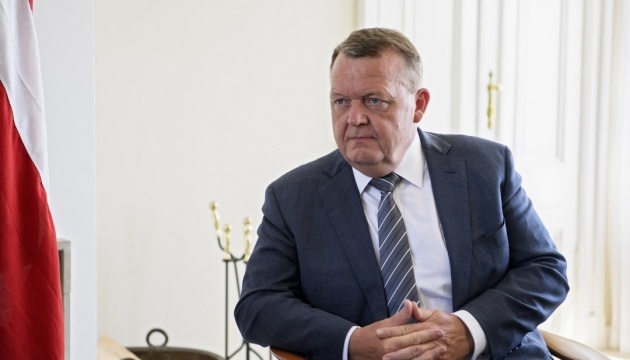 Danish FM arrives in Ukraine and has to go into hiding at night
