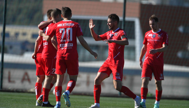 «Кривбас» проведе контрольний матч проти «Левадії» на тренувальних зборах в Іспанії