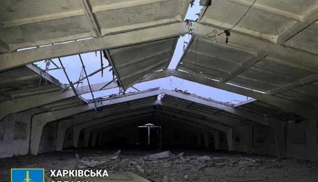 Russians drop bombs on two villages in Kharkiv region, damaging businesses