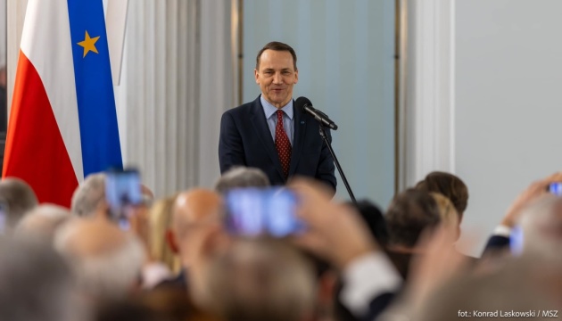 Польща хоче бути економічним хабом з відбудови України - Сікорський