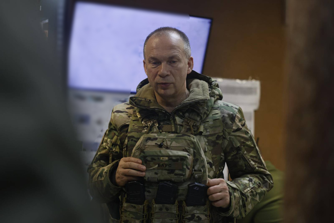 Syrskyi and Umerov visit command posts in combat zone