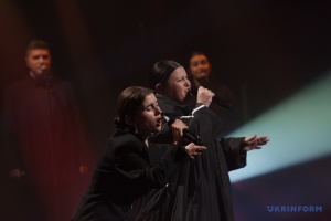 Alyona Alyona & Jerry Heil виступили на промоконцерті Євробачення в Амстердамі