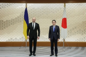 岸田日本首相、ウクライナ復興は「未来への投資」　復興会議で講演