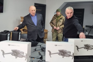 Прикарпатська громада передає на фронт військове обладнання на ₴2,5 мільйона
