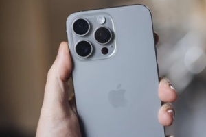 Apple подвоїла строк служби батареї в останньому iPhone